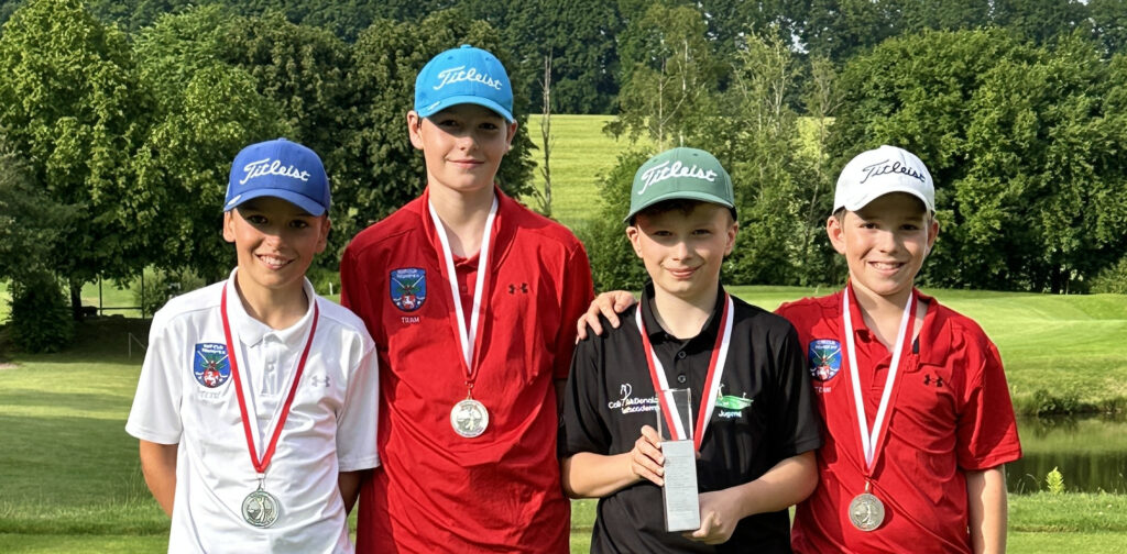 Sieger der AK12 der Jungen: Moritz Subtil, Lauris Eder, Mattis Bürkle, Theo Altmannsberger