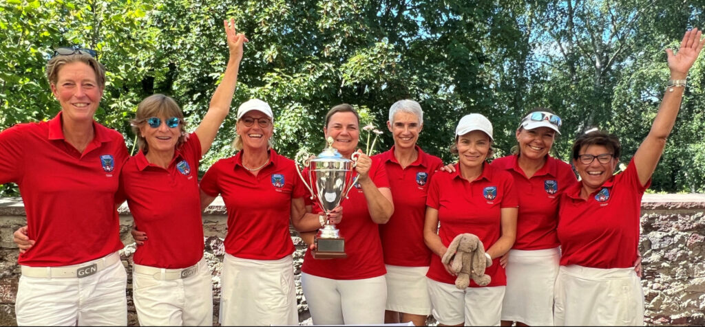 AK50-Team aus Neuhof (Bild: GC Neuhof)